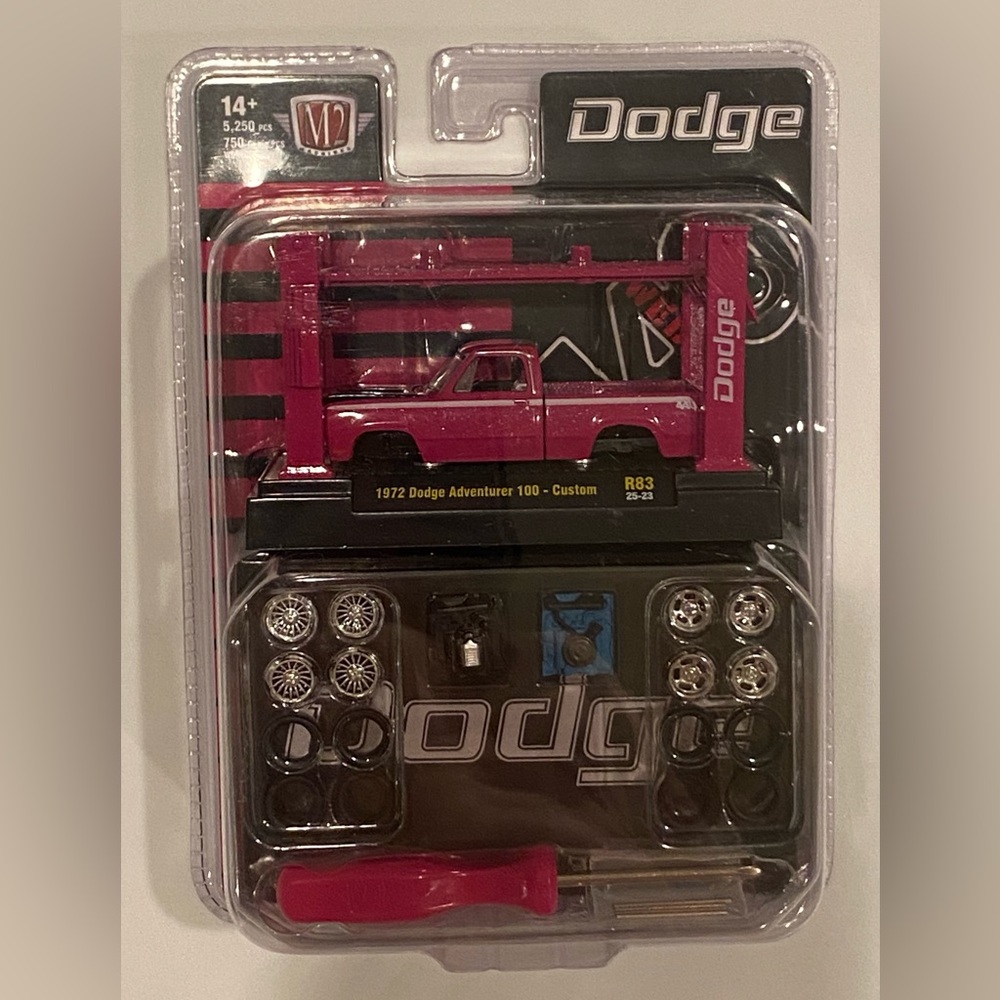 M2 1972 Dodge Adventurer 100 - Custom